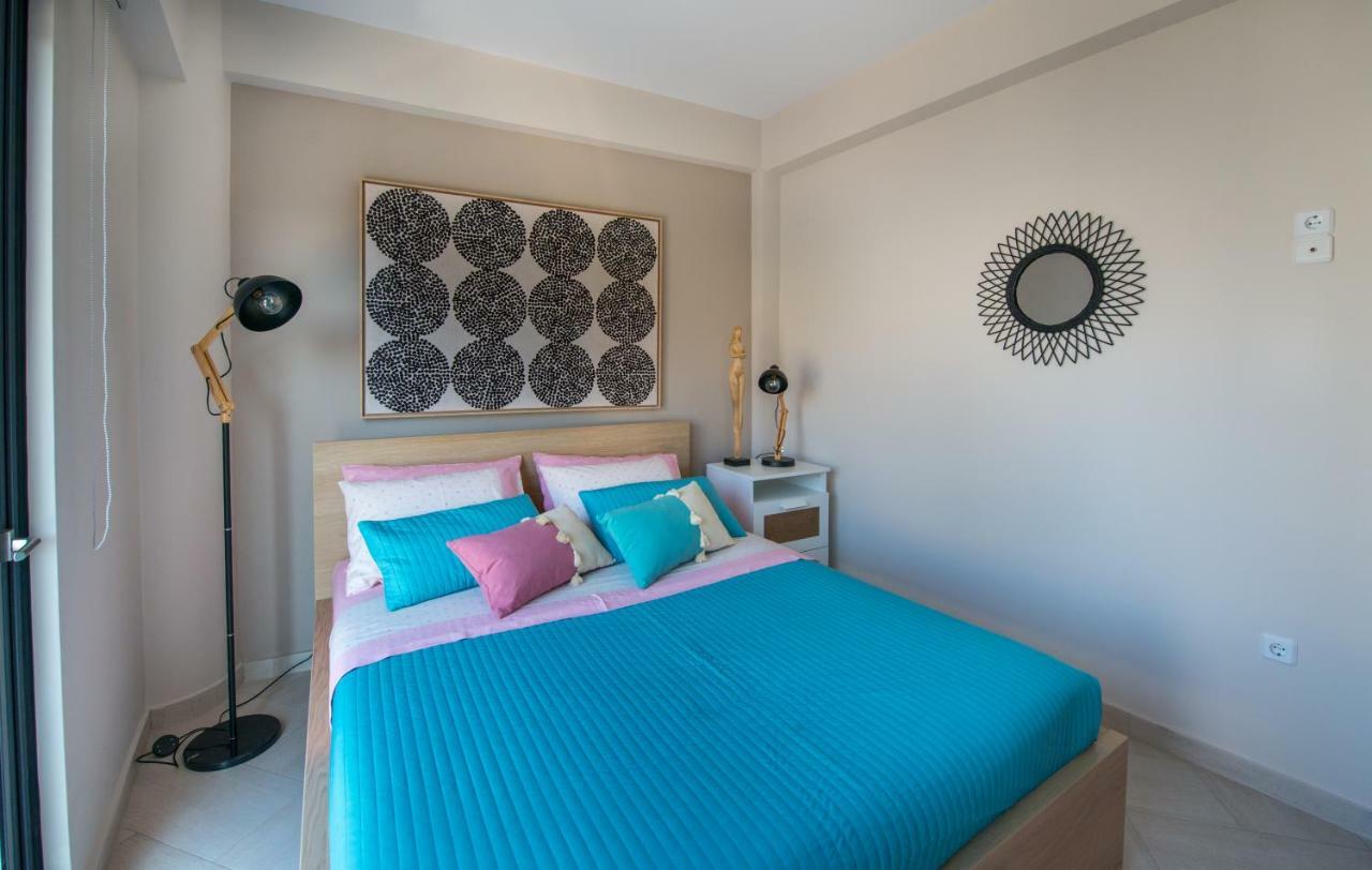 Marios Home, A Cozy And Spacious Apartment Near Downtown Preveza Bagian luar foto